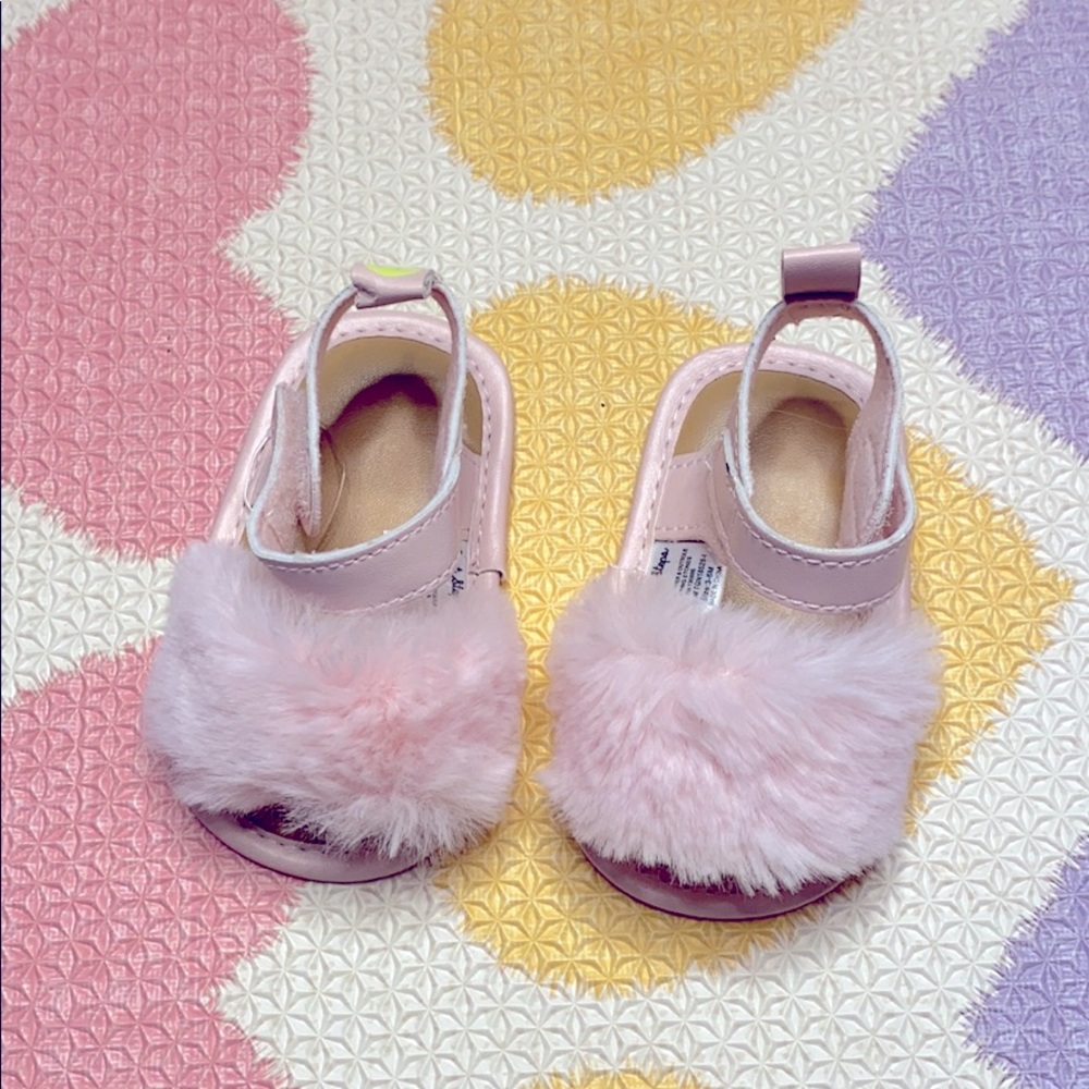 Furry sandals